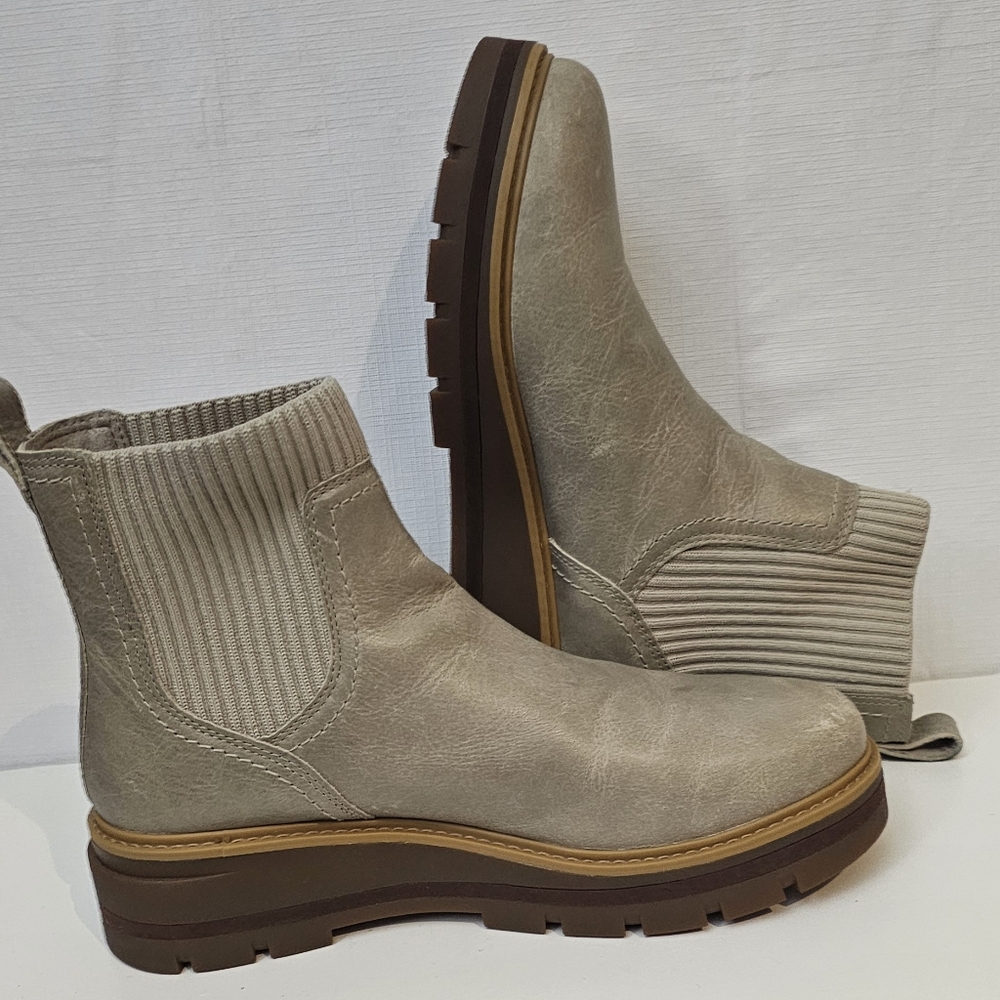 Timberland Cervinia Valley Chelsea Boots Women's 9 Leather Wedge Boots - Picture 10 of 16